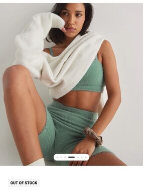 Gymshark Whitney Women's Eyelash Knit Bandeau Top and Bottoms (set)